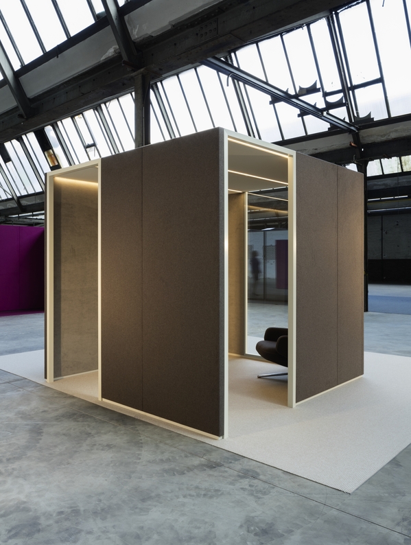 COCOON ROOM